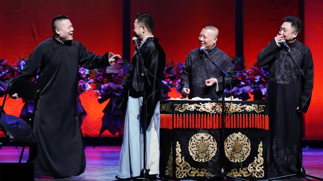 吐槽大会,阎鹤祥,郭麒麟,万里走单骑,赘婿,德云斗笑社,极限挑战,小岳岳,烧饼,三哥,孟鹤堂,九字科,秦霄贤,郭德纲,老郭有新番