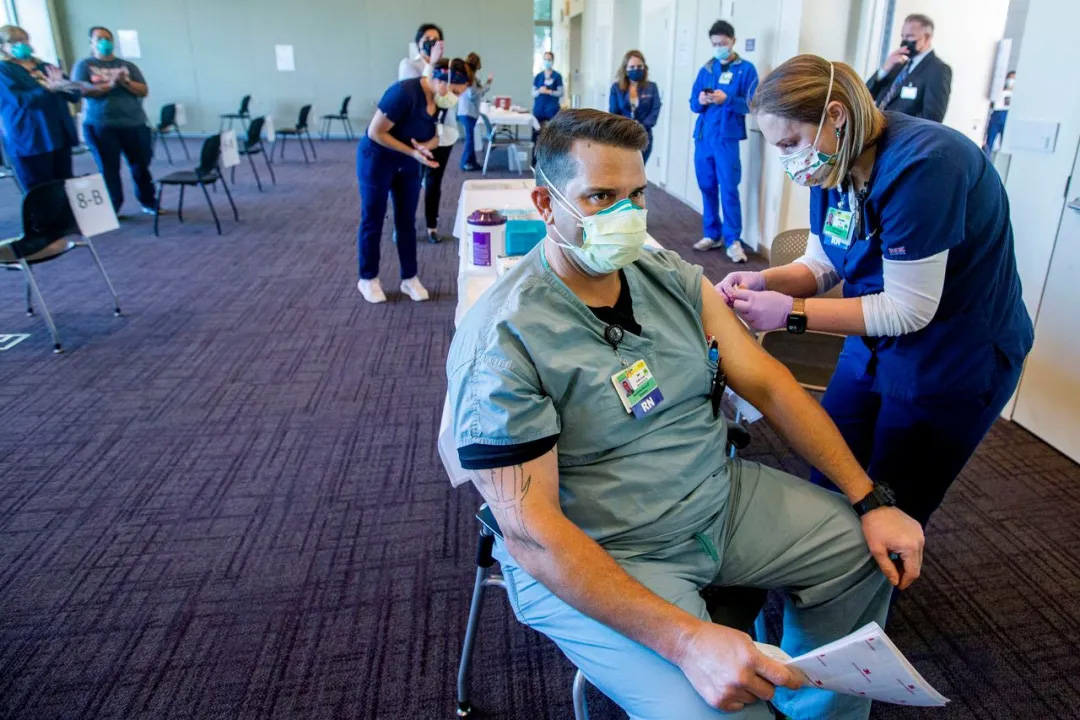 Delta毒株,高温,啃老族,公寓坍塌,新疆棉