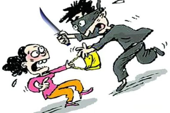 华人小哥遭抢劫,华人小哥以一敌三,华人亚裔自我防卫,华人小哥反杀劫匪,华人反暴力,华裔老奶奶遭重拳袭击,北美华人群体反歧视,海外遇难指南,华人夫妇以一敌五,华人餐馆老板暴揍劫匪,留学生击毙歹徒